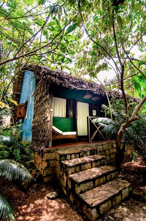 Les Bungalows D'Ambonara Hell-Ville Exteriér fotografie